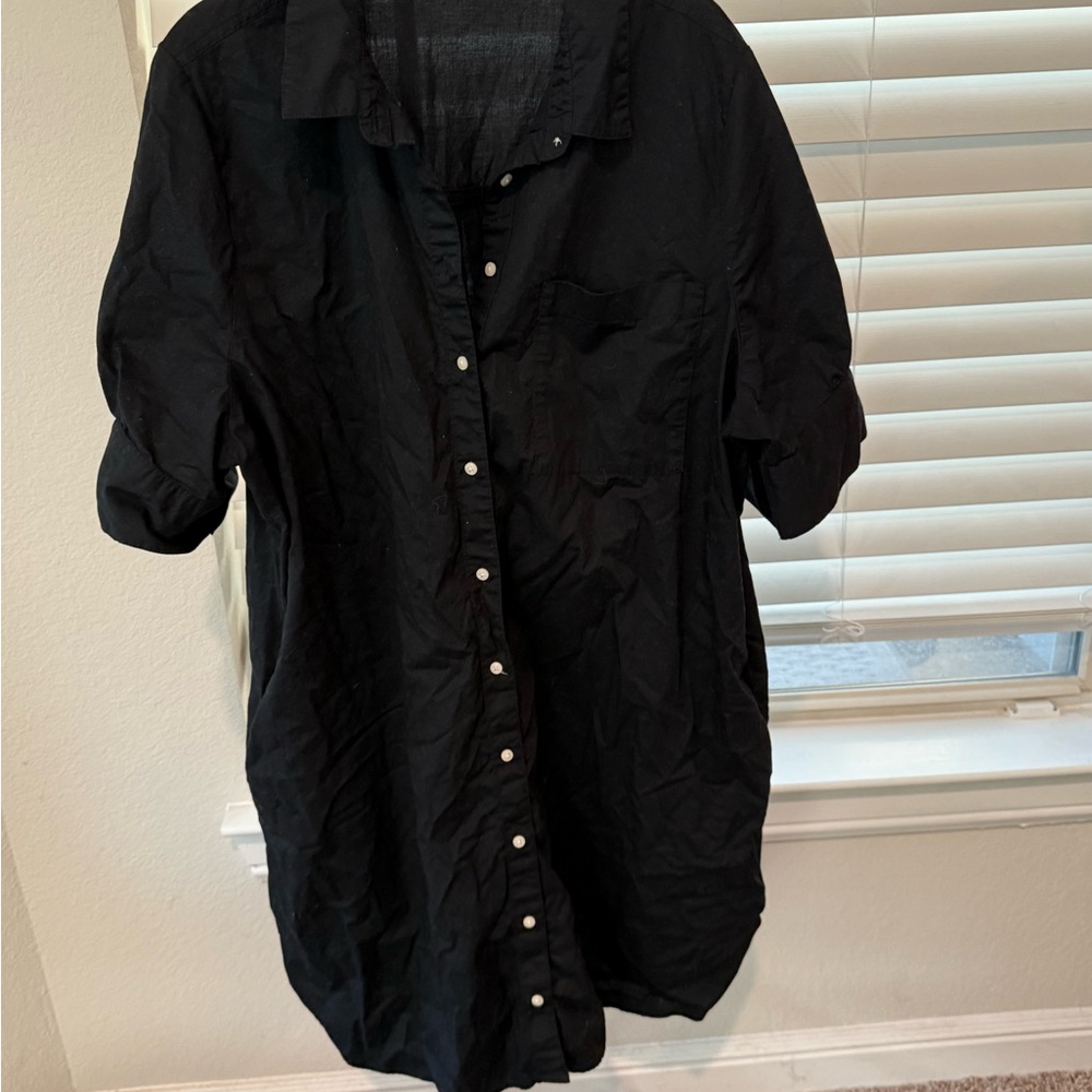 Old Navy Classic Black Shirt